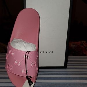 gucci slides